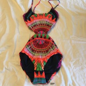 Mara Hoffman Swim Reversible Lace Back One Piece Swimsuit Sunspoke XS Multi NWT